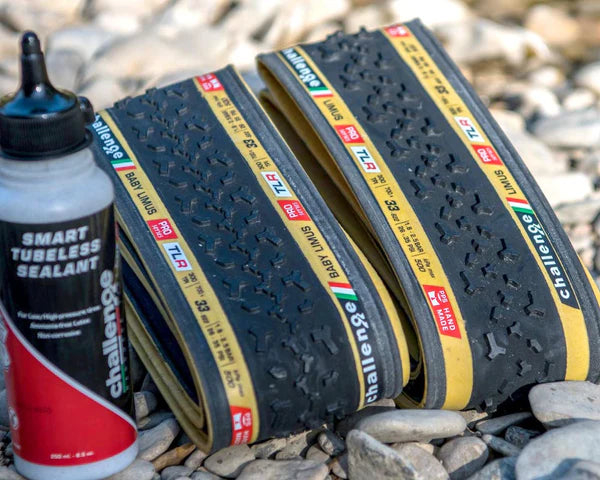 Challenge H-TLR Baby L PRO 700x33 300TPI Tire