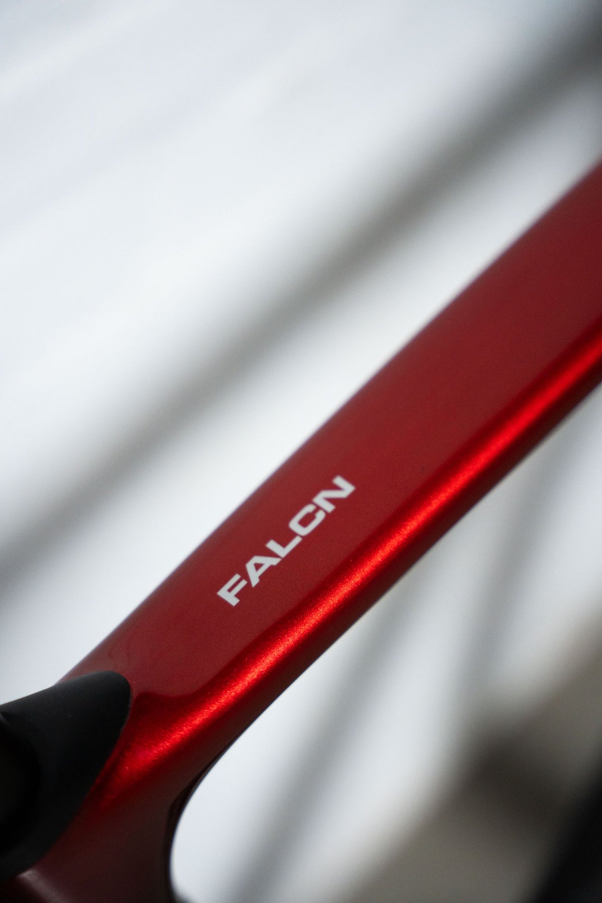 Ratas Ridley Falcn 105 DI2 // 2x12s (M), must/valge/candy punane metallik