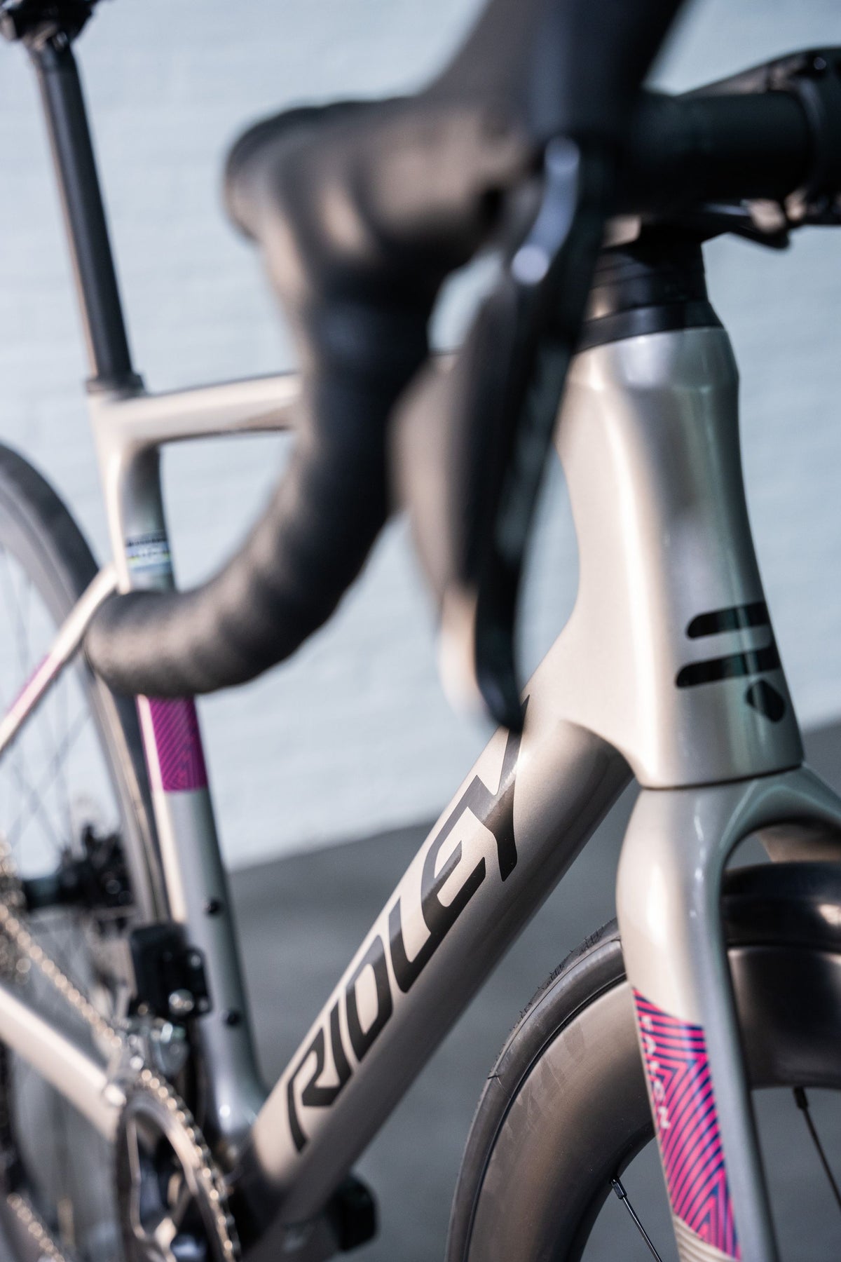 Ratas Ridley Falcn 105 DI2 // 2x12s (S), autumn hall/must/lilla