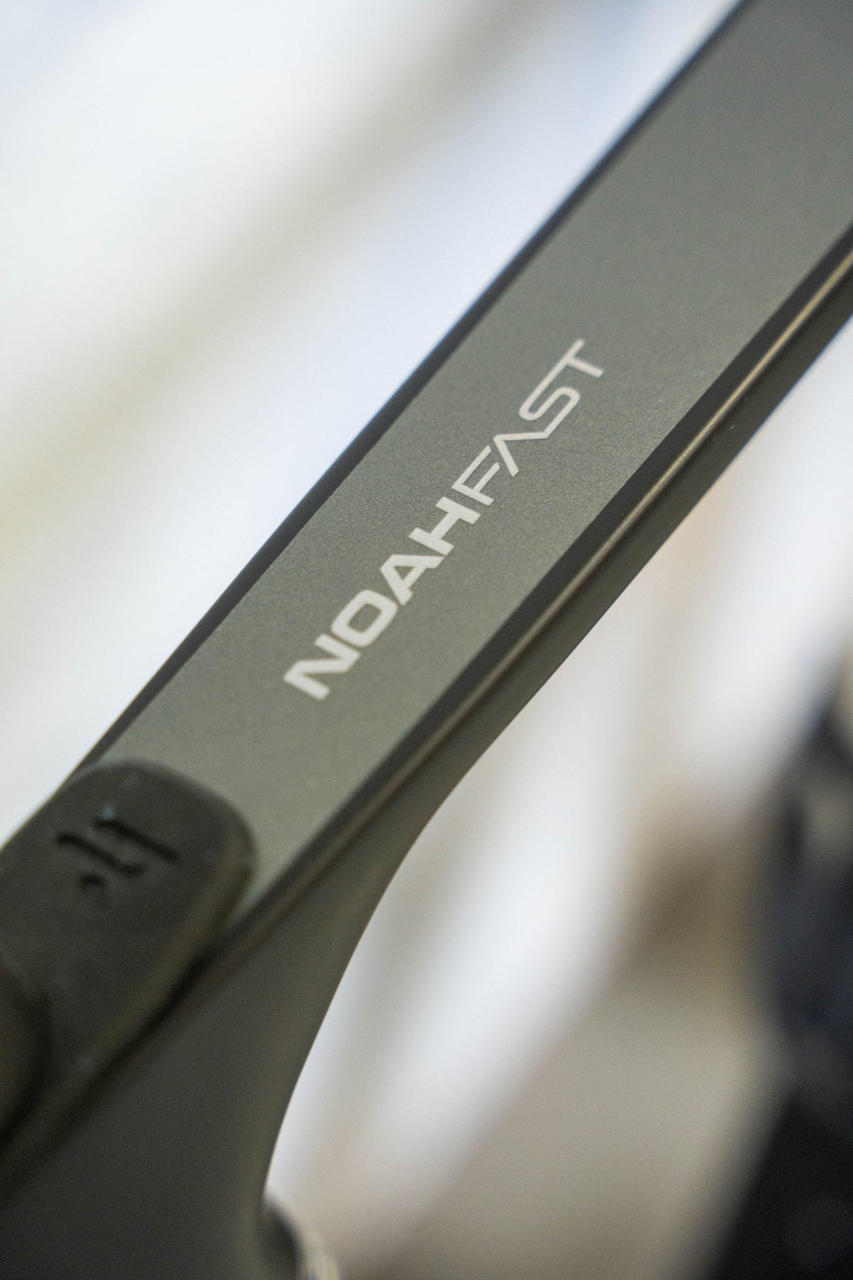 Ratas Ridley Noah Fast 3.0 Ultegra DI2 2x12 (S), must/empress hall metallik