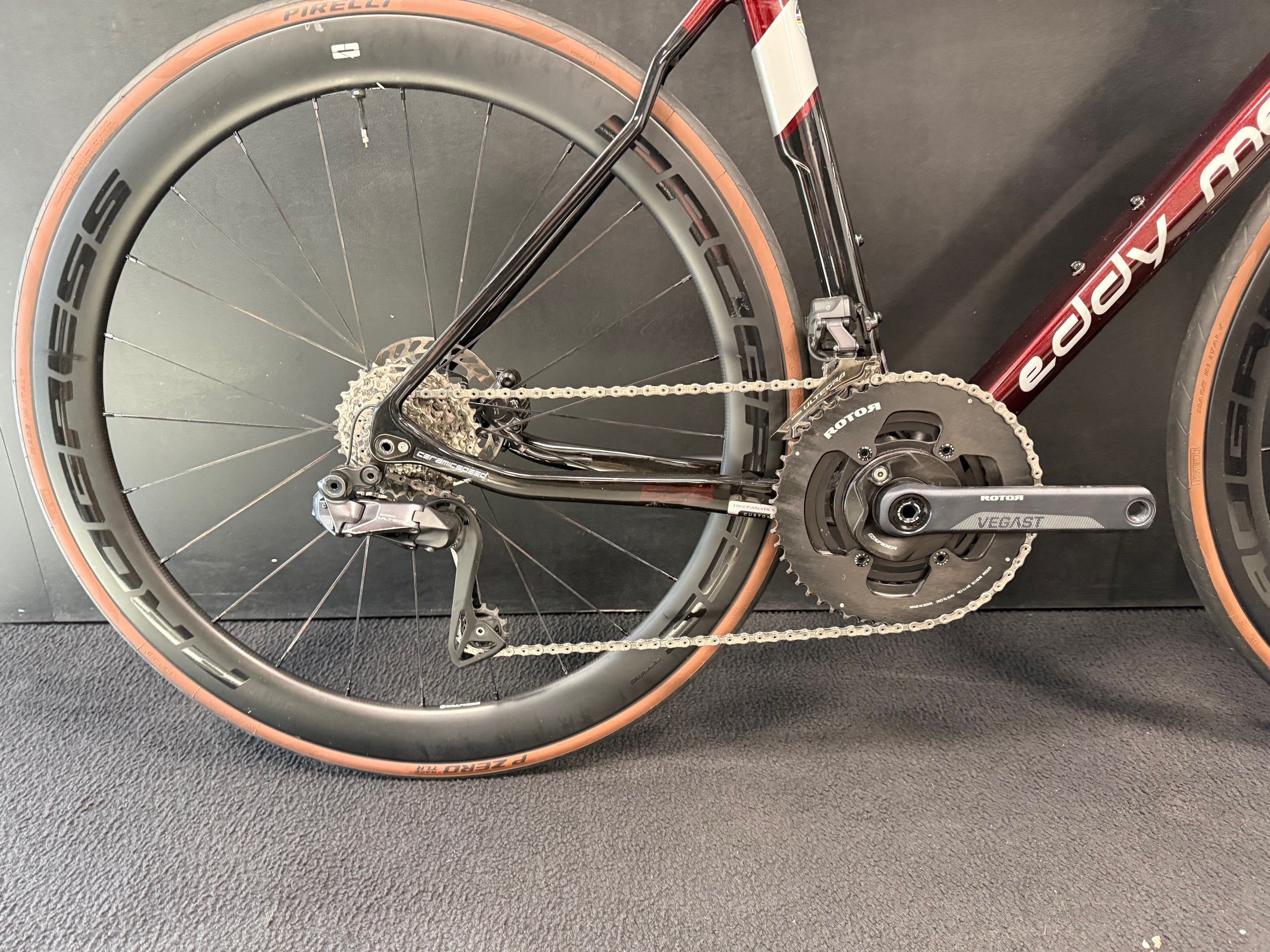 Eddy Merckx 525 Disc Ultegra DI2 (S)