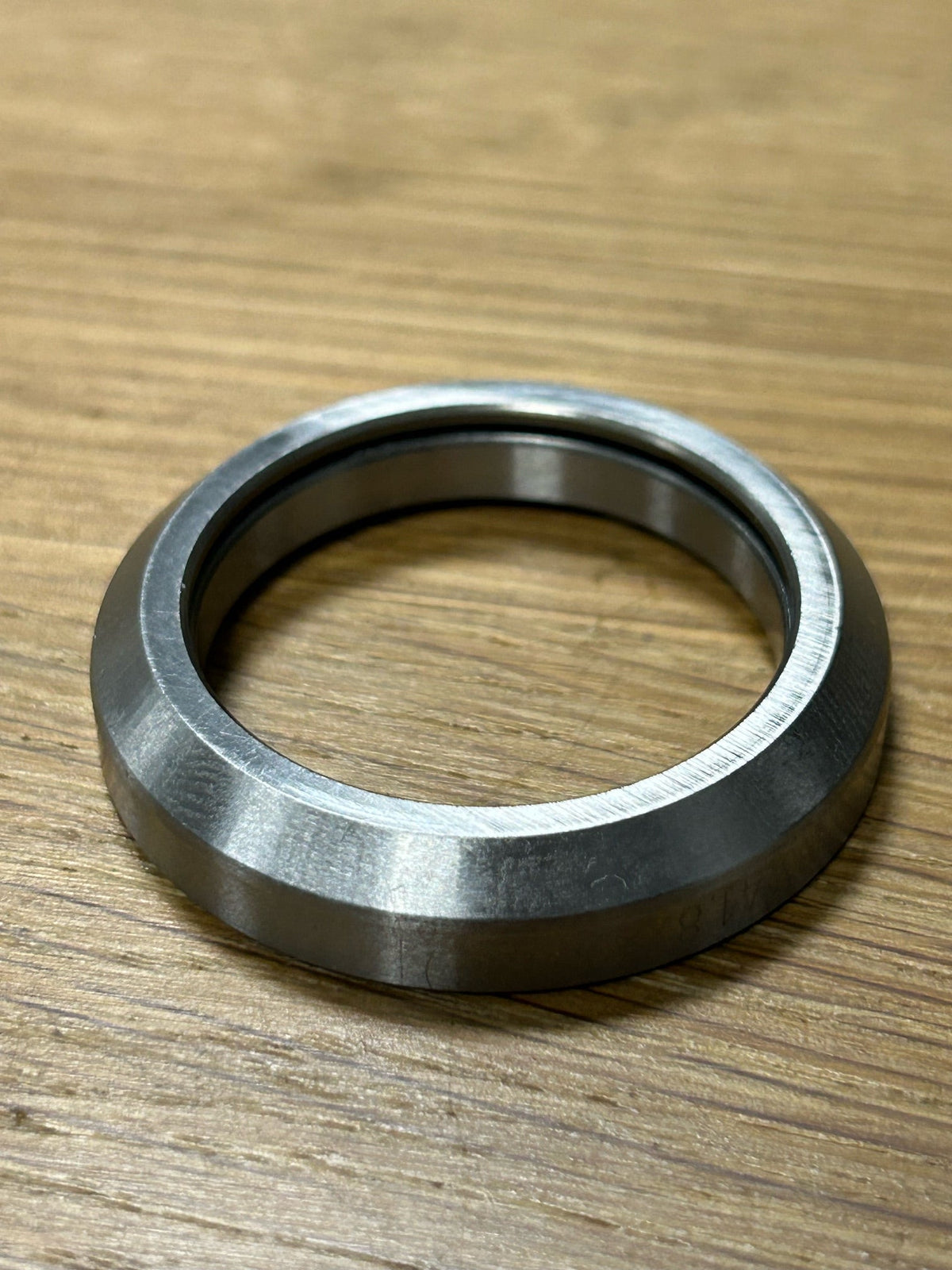 SGM-kaulalaakeri 1" 1/8 41,8 x 30,5 x 8 45°/45°